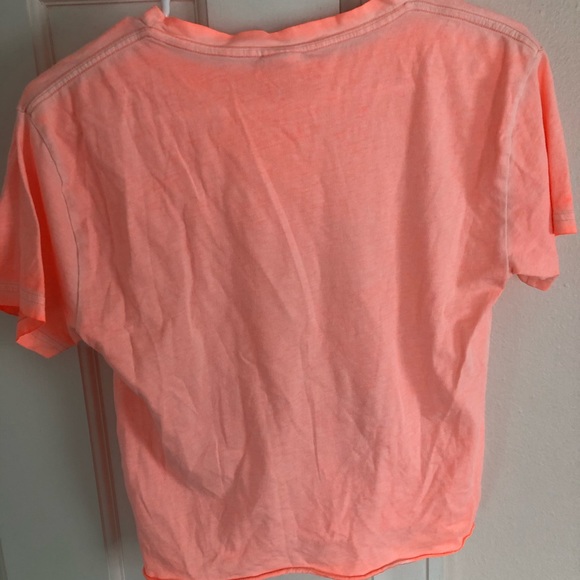 Victoria’s Secret Pink Cropped Tee - Picture 2 of 2